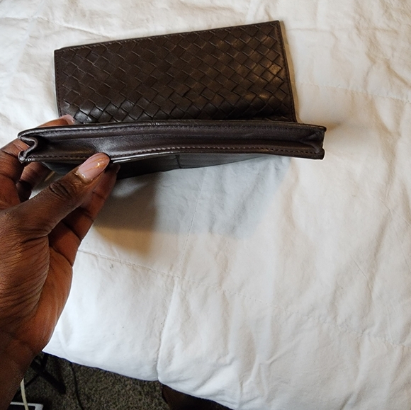 SOLD. Bottega Veneta long wallet - Picture 2 of 16